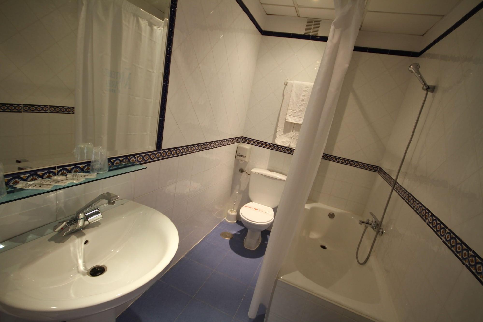 Hotel Mediterraneo Carihuela