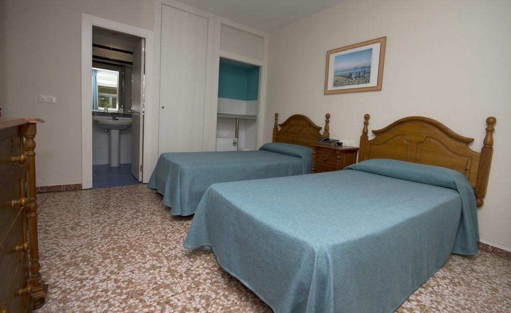Mediterraneo Carihuela Hotel 3*
